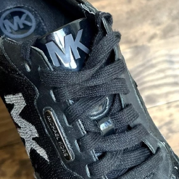 Michael Kors Lace Up Sneakers Sz 6.5M Women Black Sequin Leather Trim Fashion EC - Picture 12 of 13